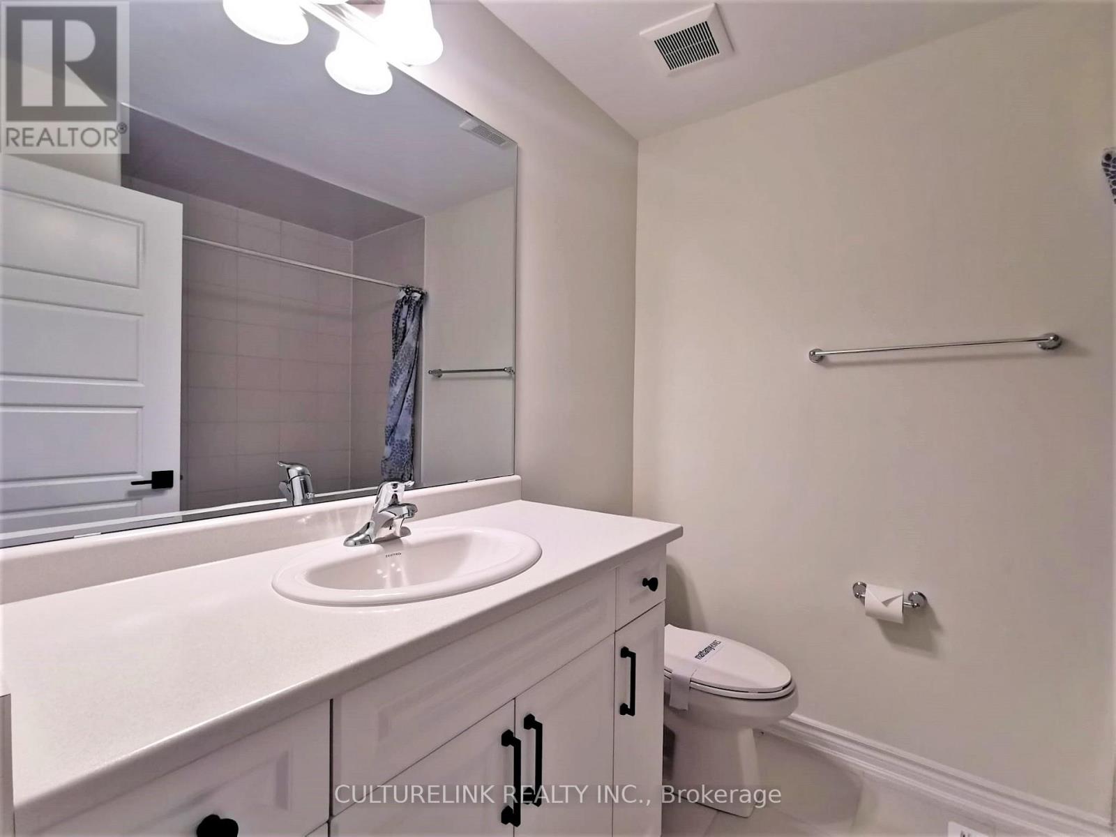 302 - 1034 Reflection Place Property Photo 20
