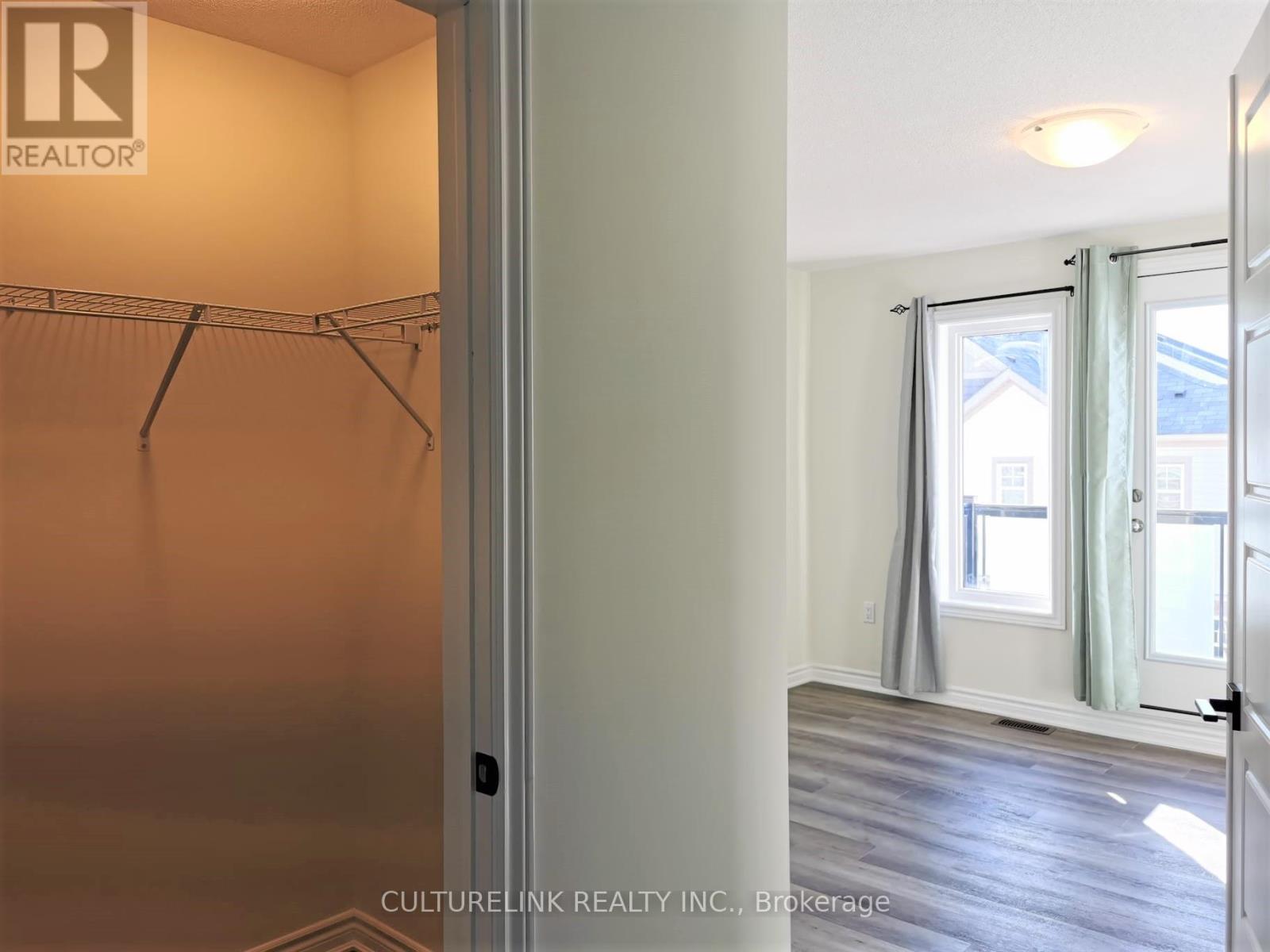 302 - 1034 Reflection Place Property Photo 23