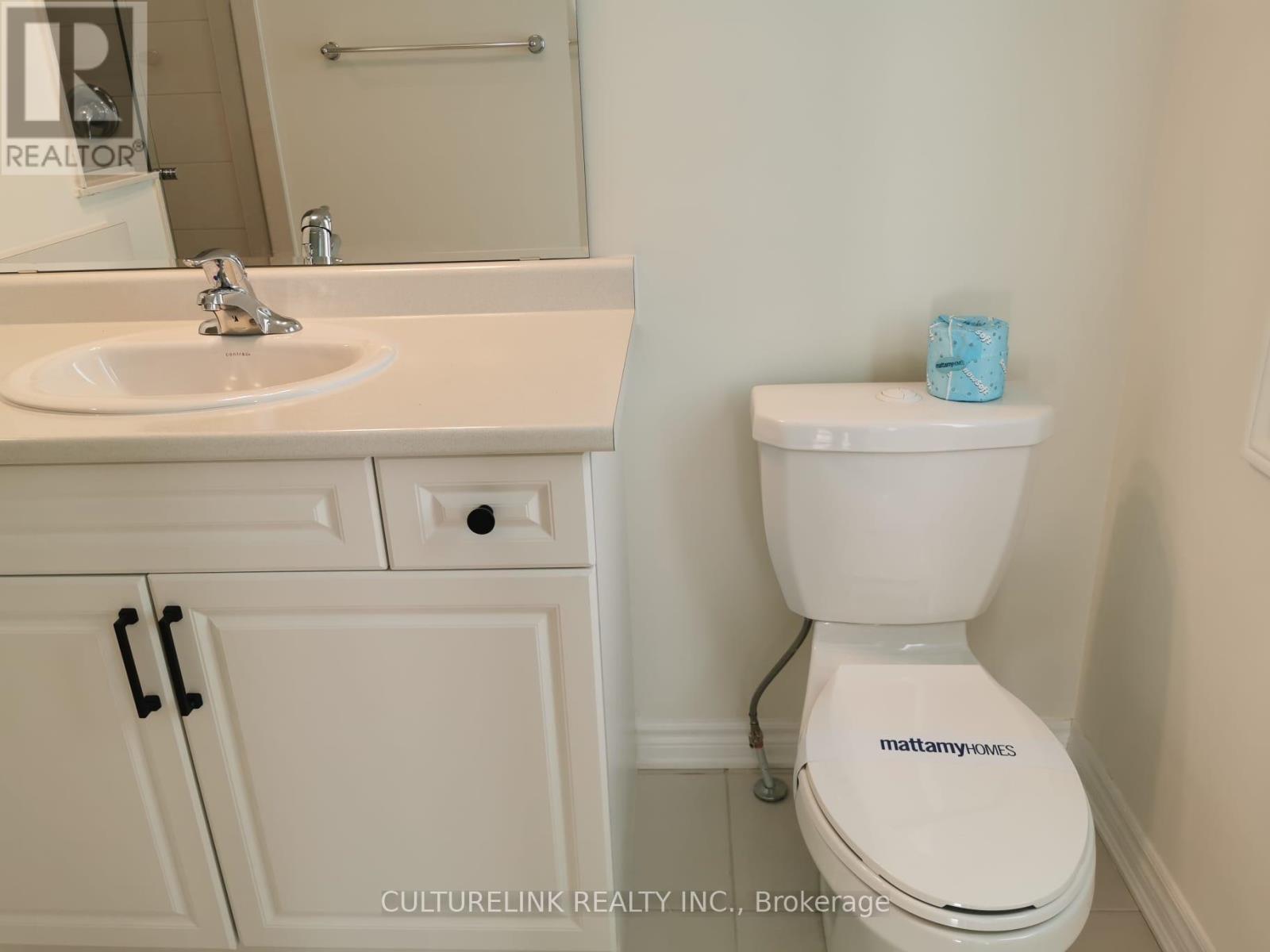 302 - 1034 Reflection Place Property Photo 27
