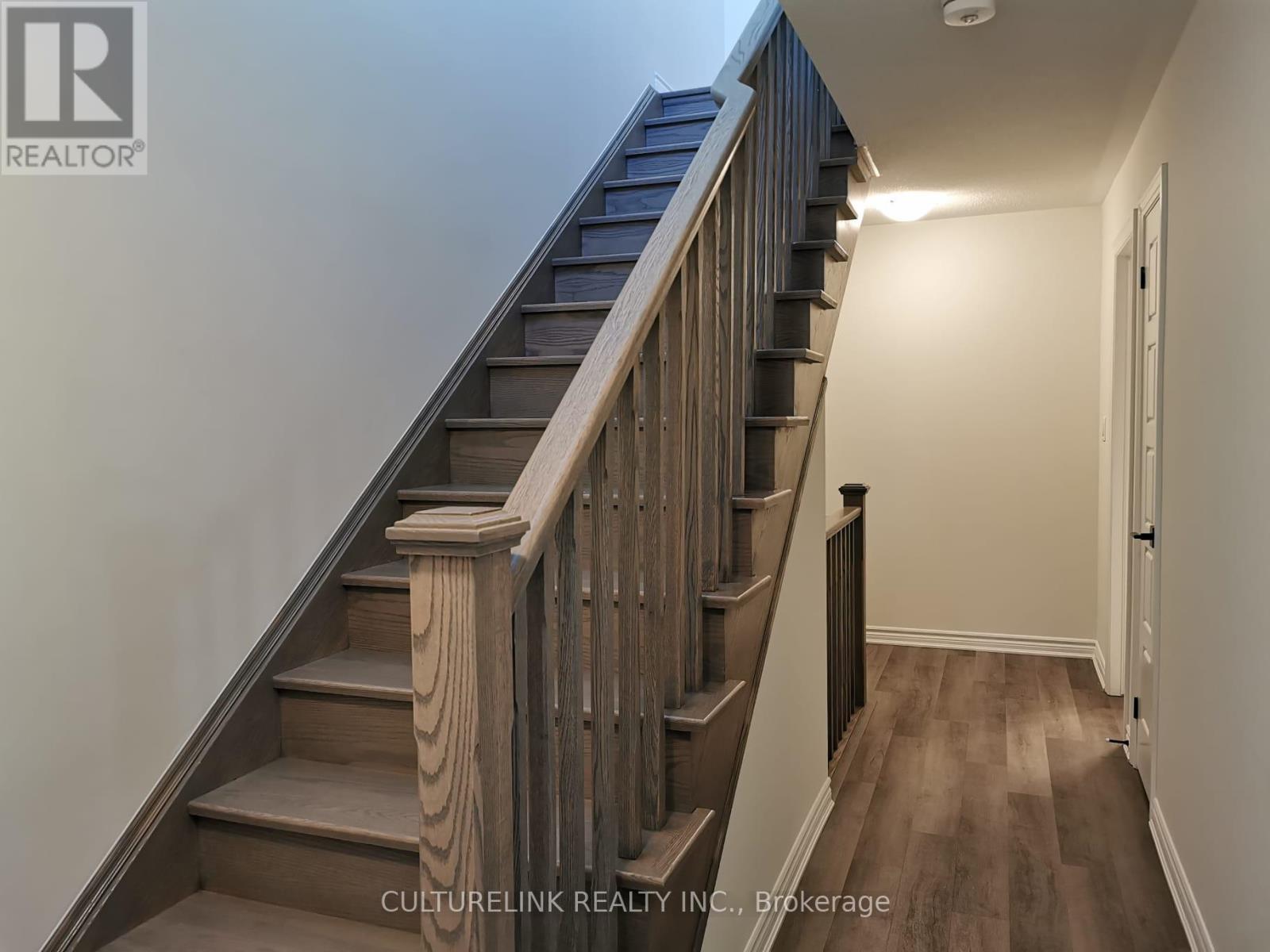 302 - 1034 Reflection Place Property Photo 29