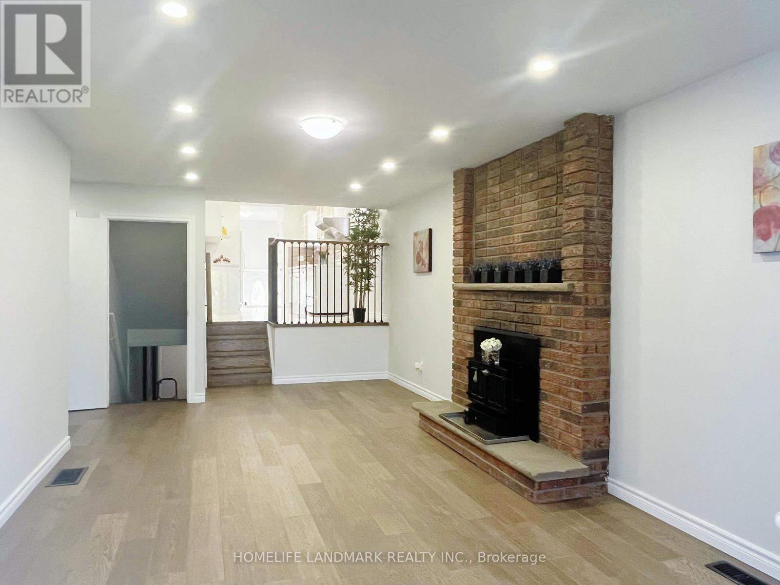6 Snowhill Crescent Property Photo 9