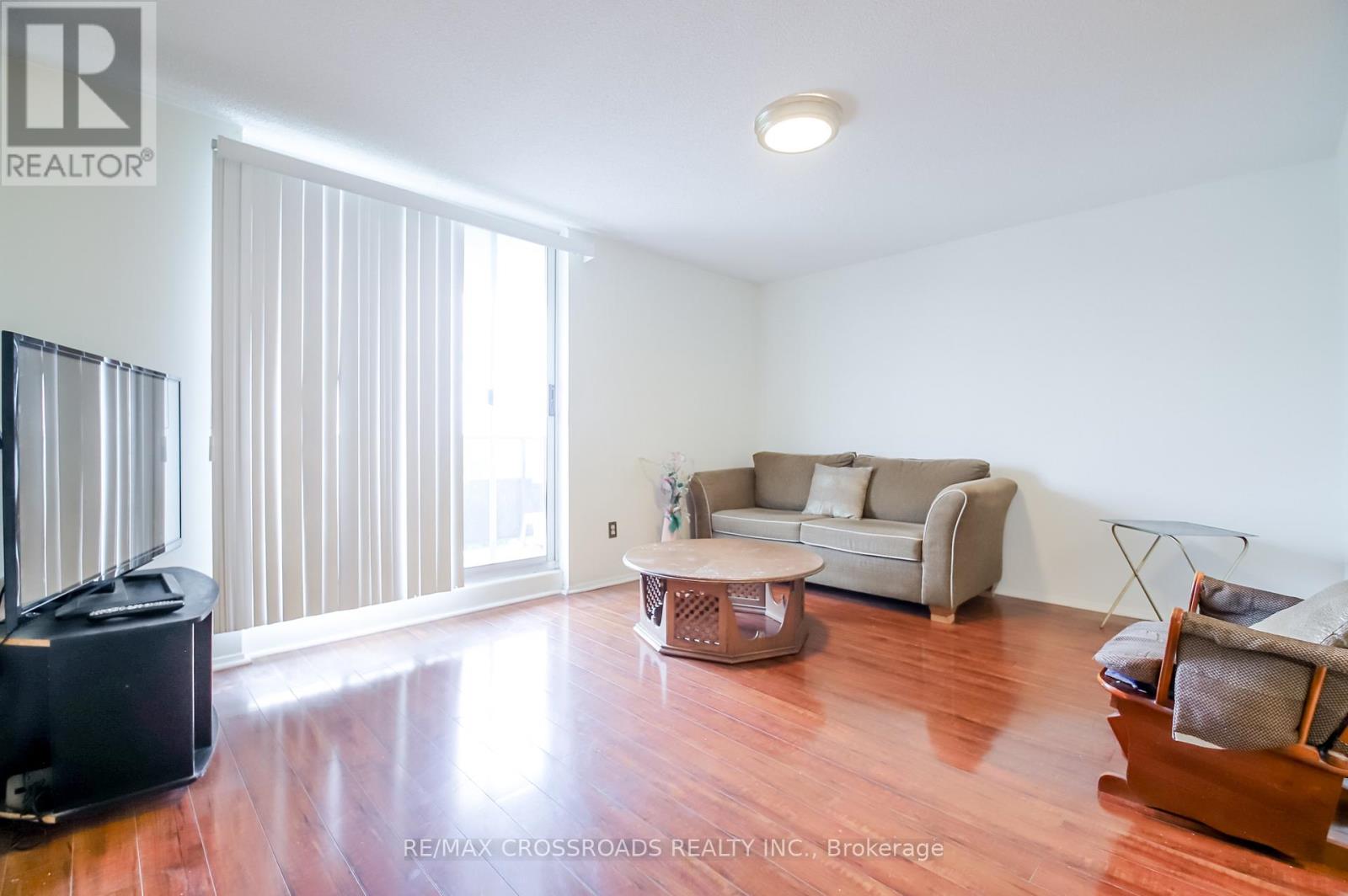 606 - 3151 Bridletowne Circle Property Photo 18
