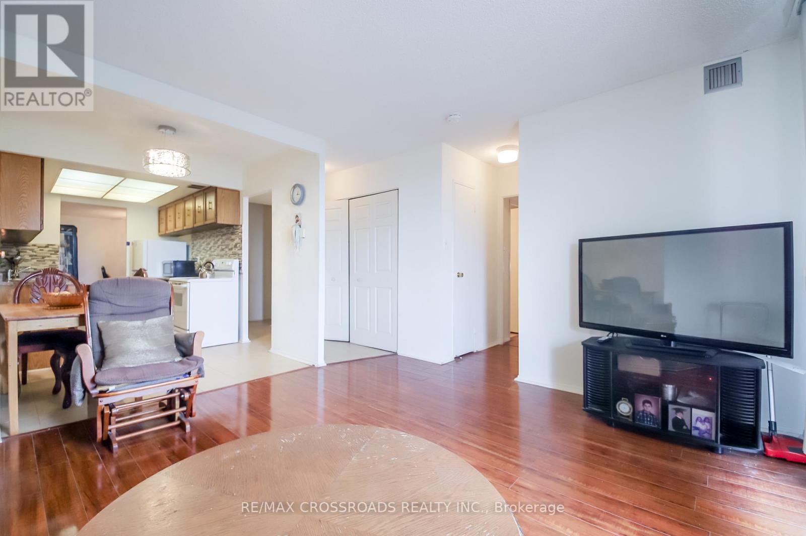 606 - 3151 Bridletowne Circle Property Photo 21