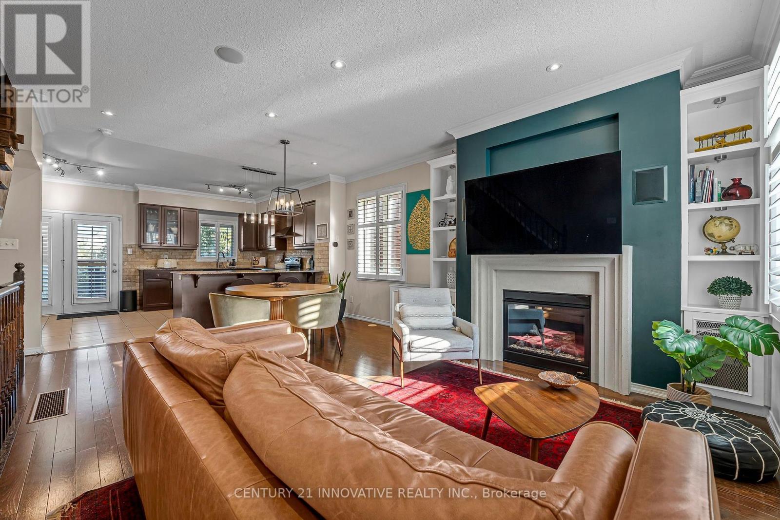 99 John Bell Crescent Property Photo 2