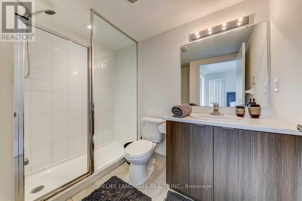 15 - 70 Orchid Place Drive Property Photo 13