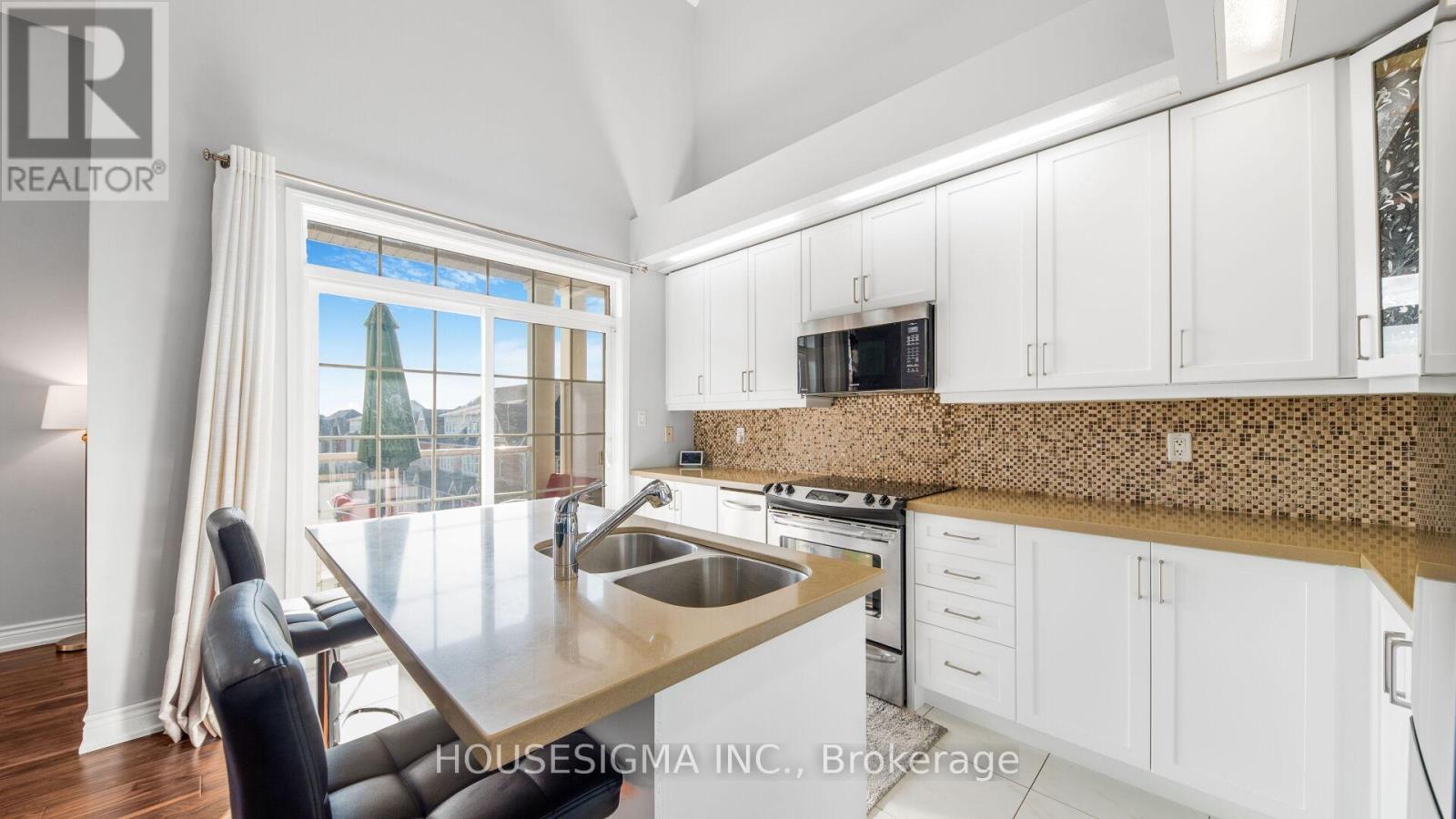 18 Lovegrove Lane Property Photo 7