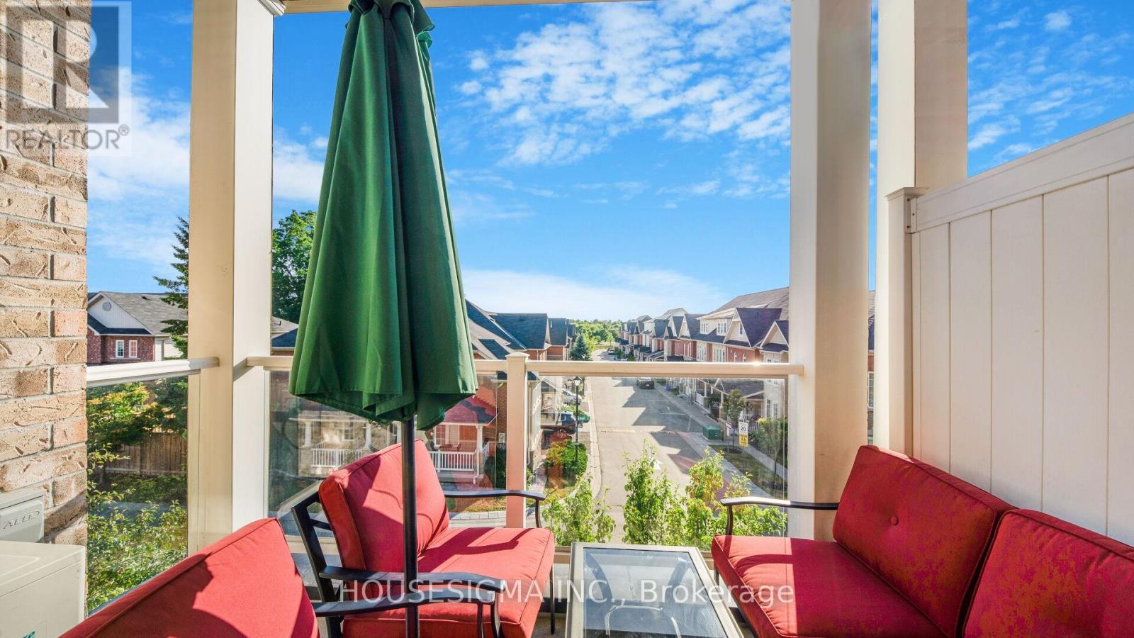 18 Lovegrove Lane Property Photo 11