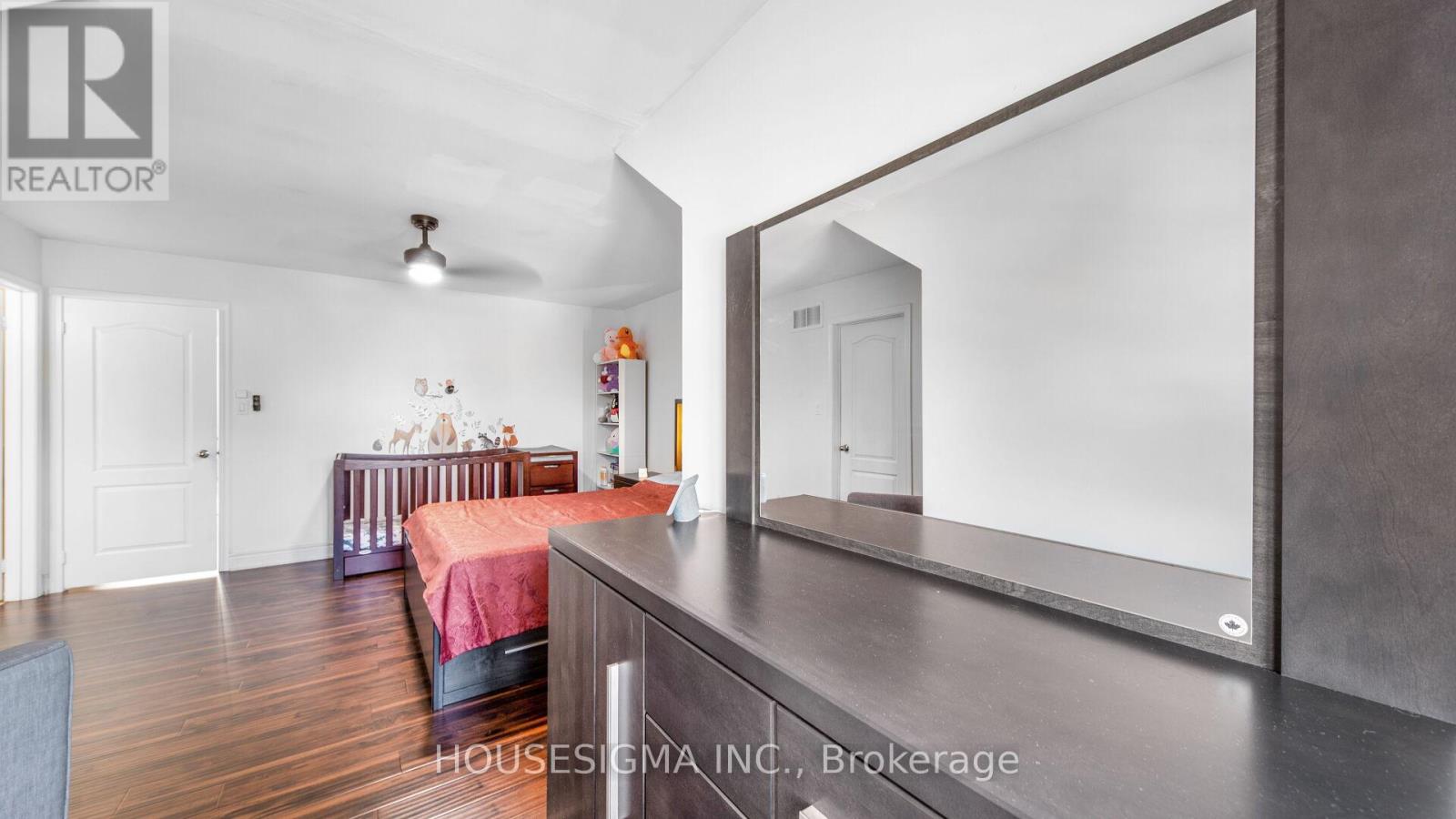 18 Lovegrove Lane Property Photo 30