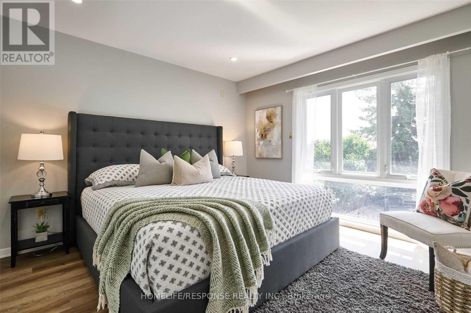 787 Sheppard Avenue Property Photo 6