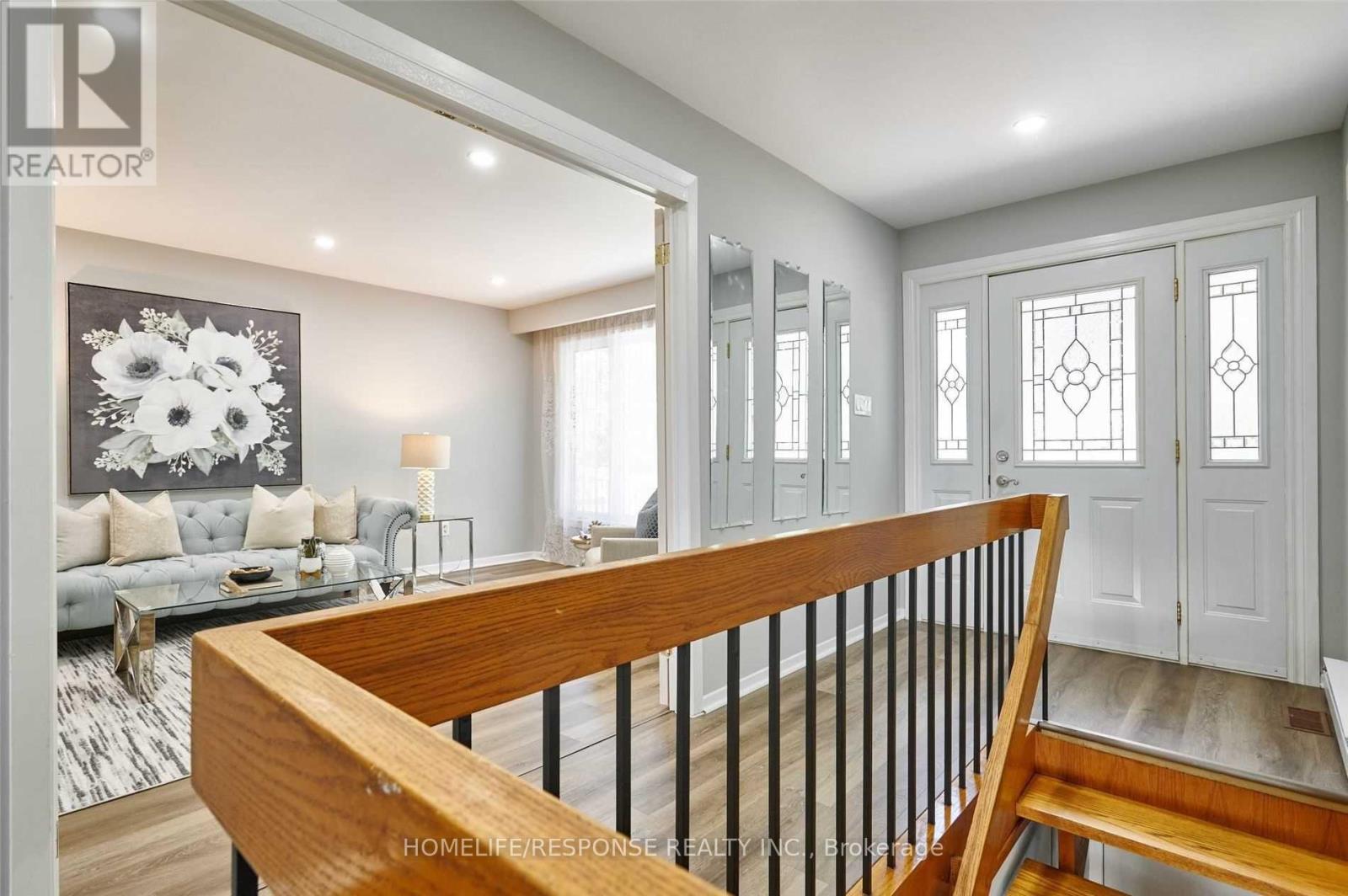 787 Sheppard Avenue Property Photo 11