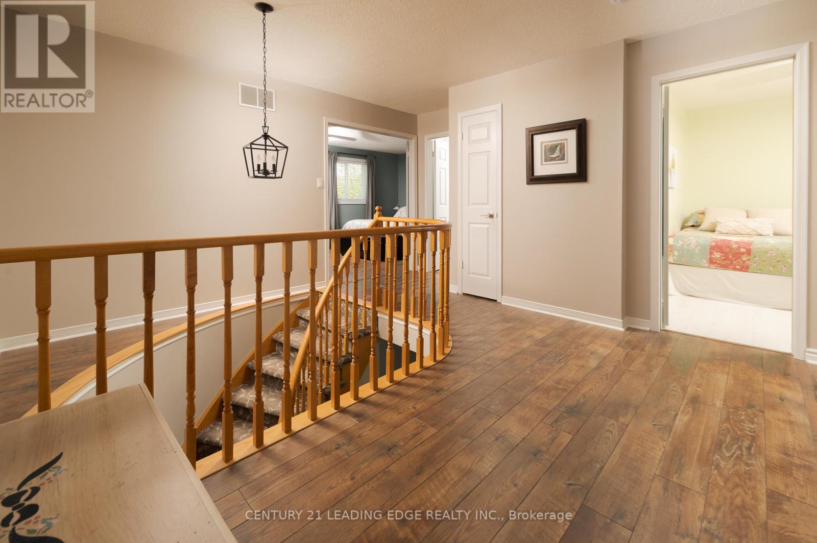 5048 William Street Property Photo 28