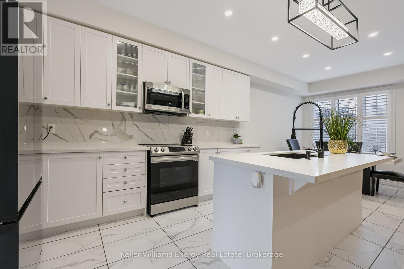 165 Coronation Road Property Photo 7