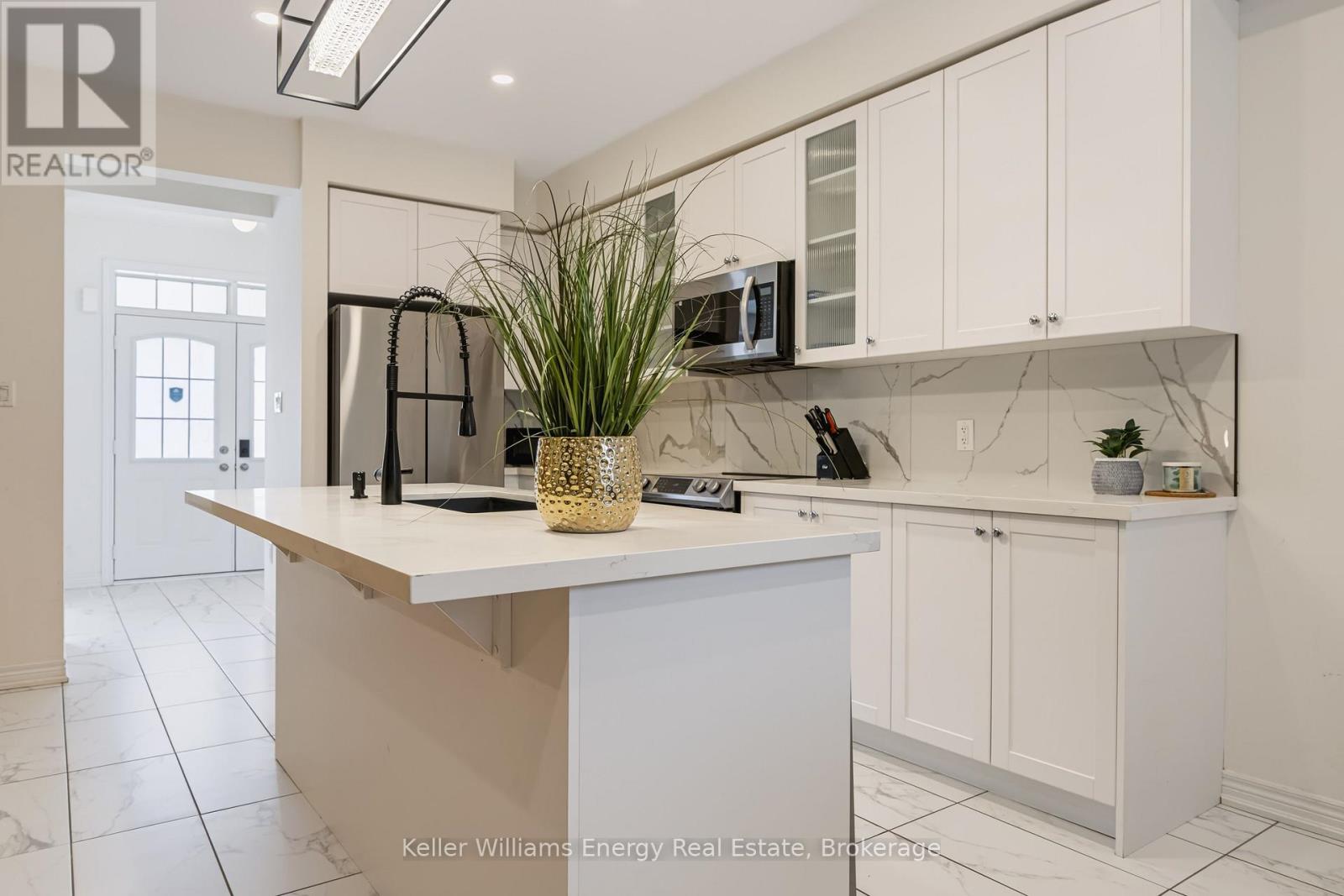 165 Coronation Road Property Photo 9