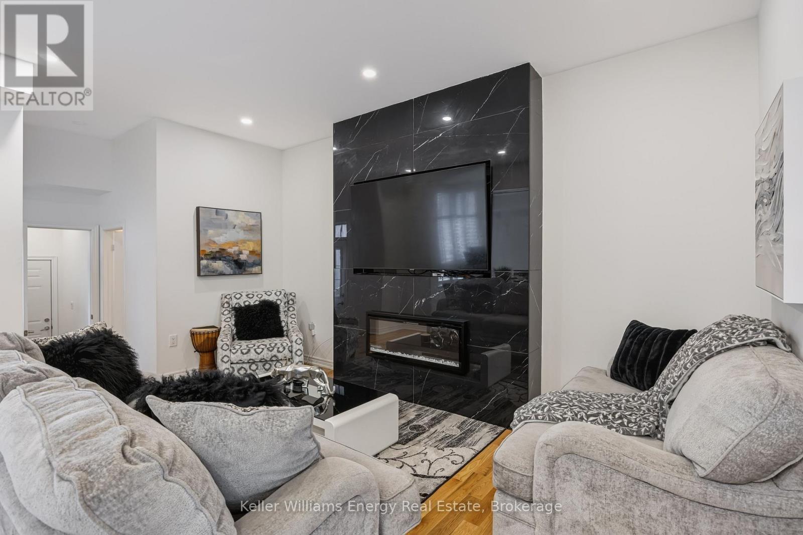 165 Coronation Road Property Photo 11