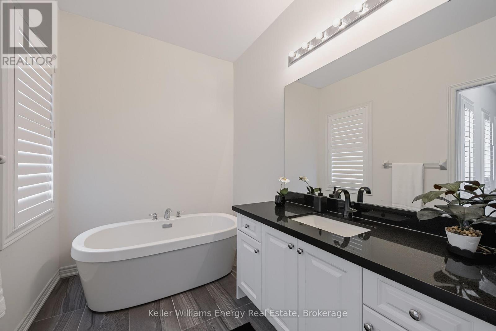 165 Coronation Road Property Photo 17