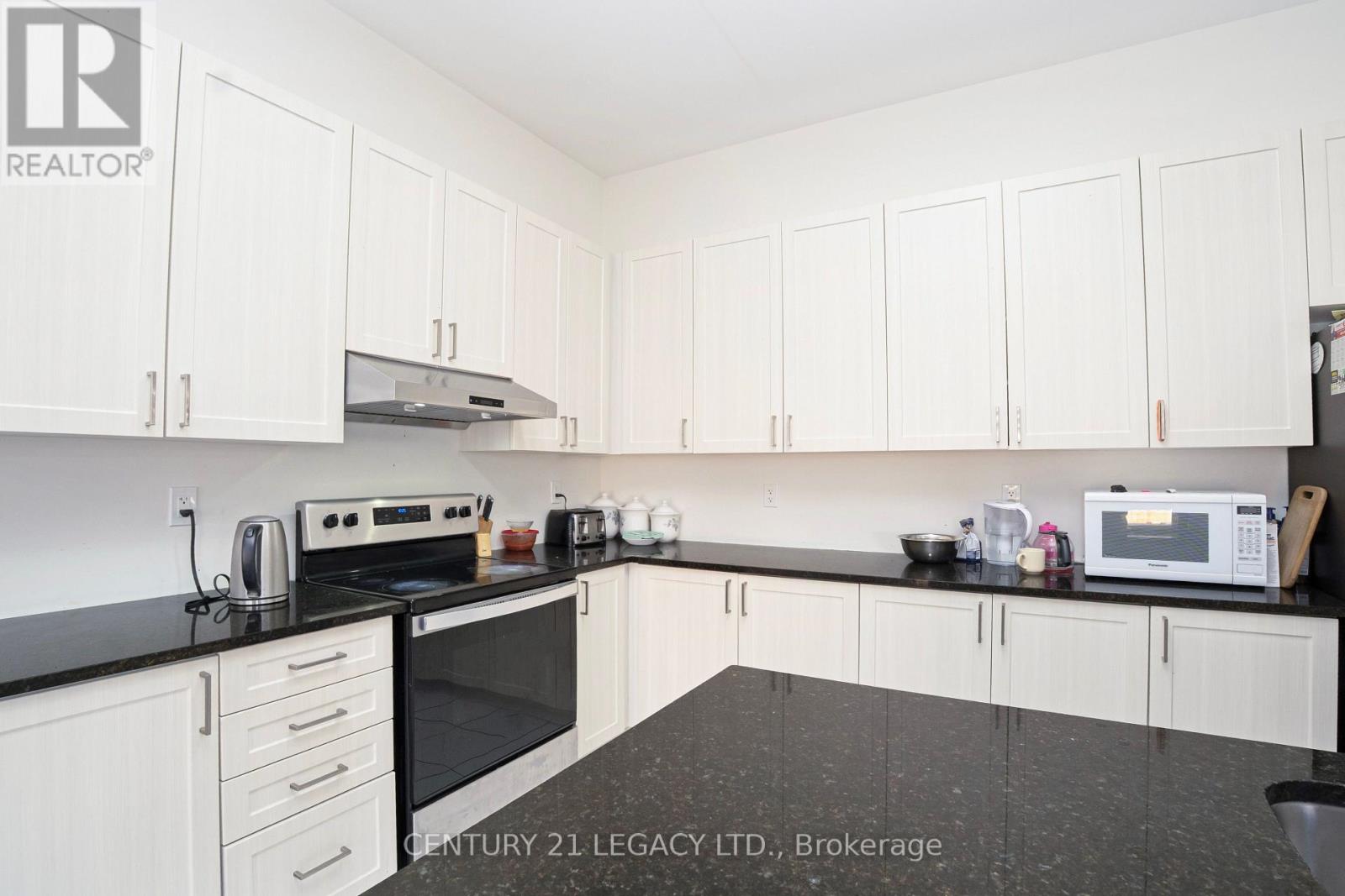 21 Olerud Drive Property Photo 16
