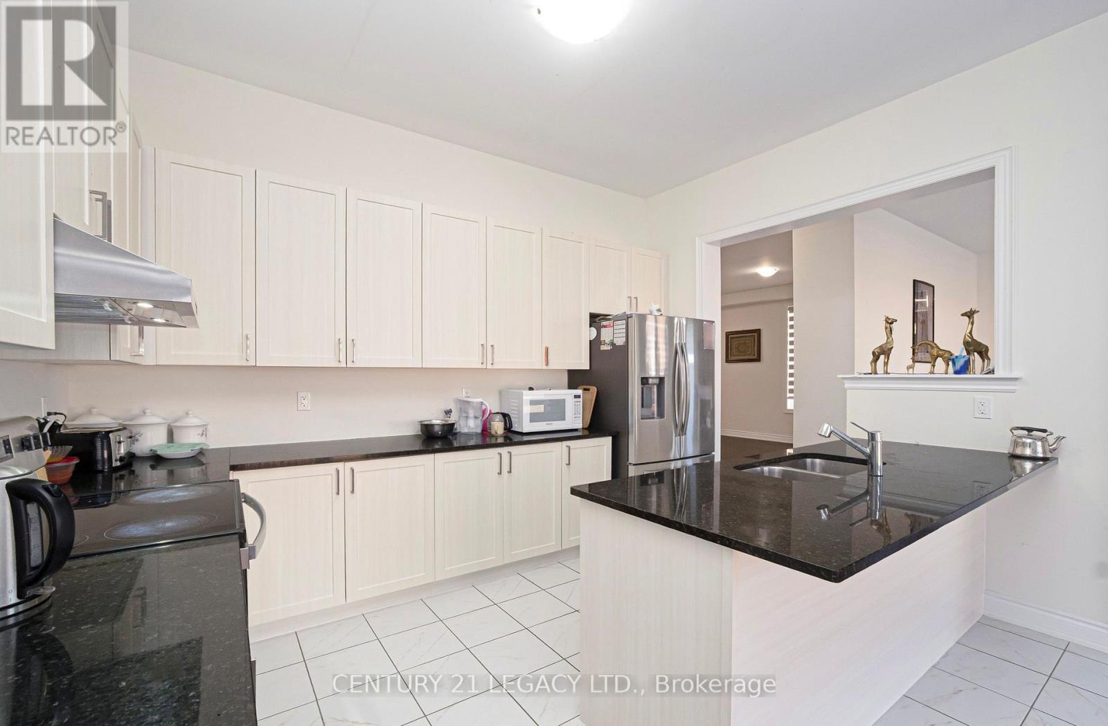 21 Olerud Drive Property Photo 19