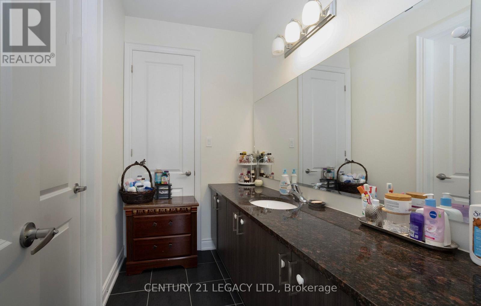 21 Olerud Drive Property Photo 31