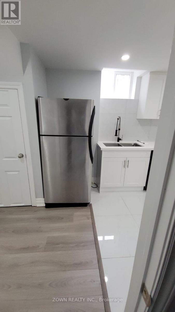 1668 Portland Court Property Photo 10