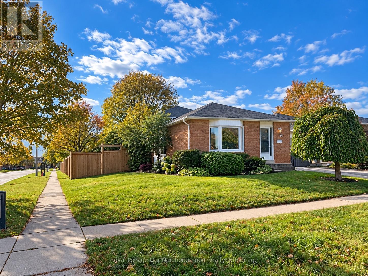 74 Centrefield Drive Property Photo 1