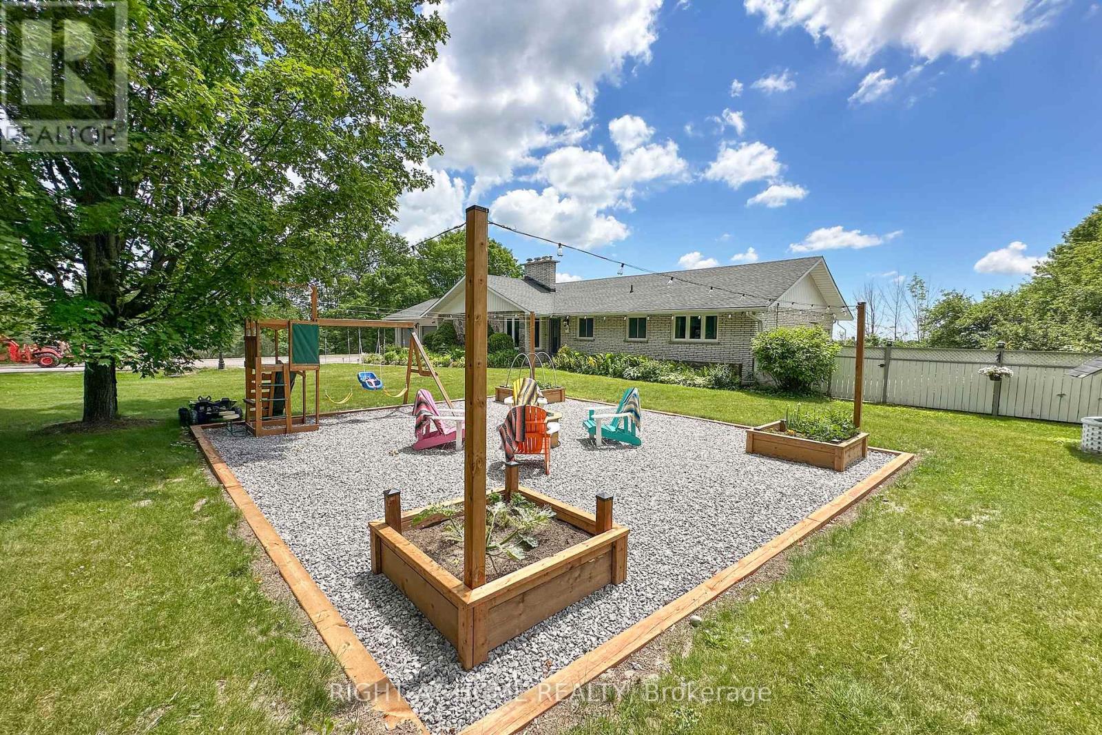 3710 Skelding Road Property Photo 4