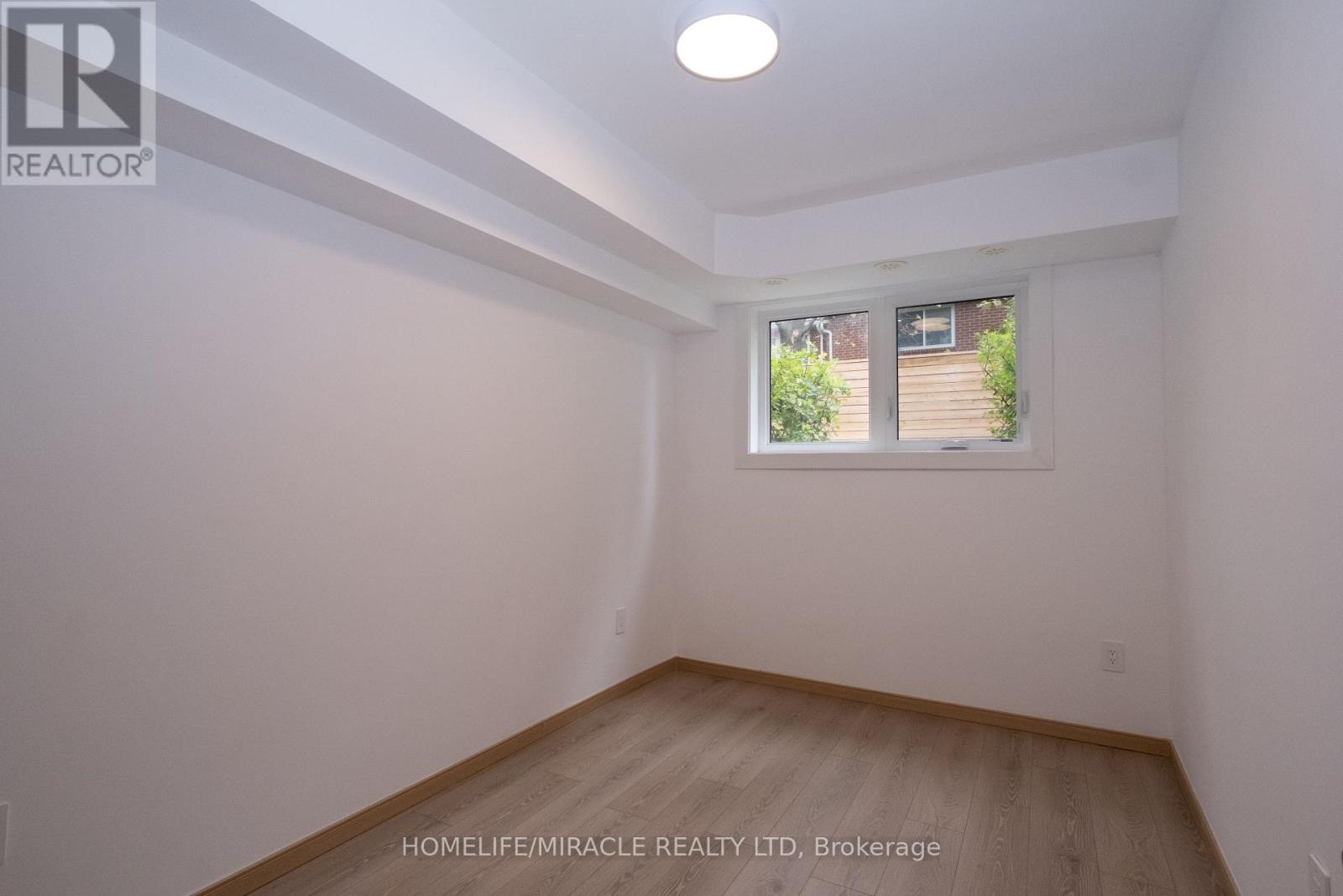 C3-101 - 3425 Sheppard Avenue Property Photo 5