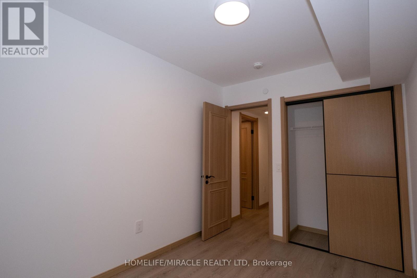 C3-101 - 3425 Sheppard Avenue Property Photo 6