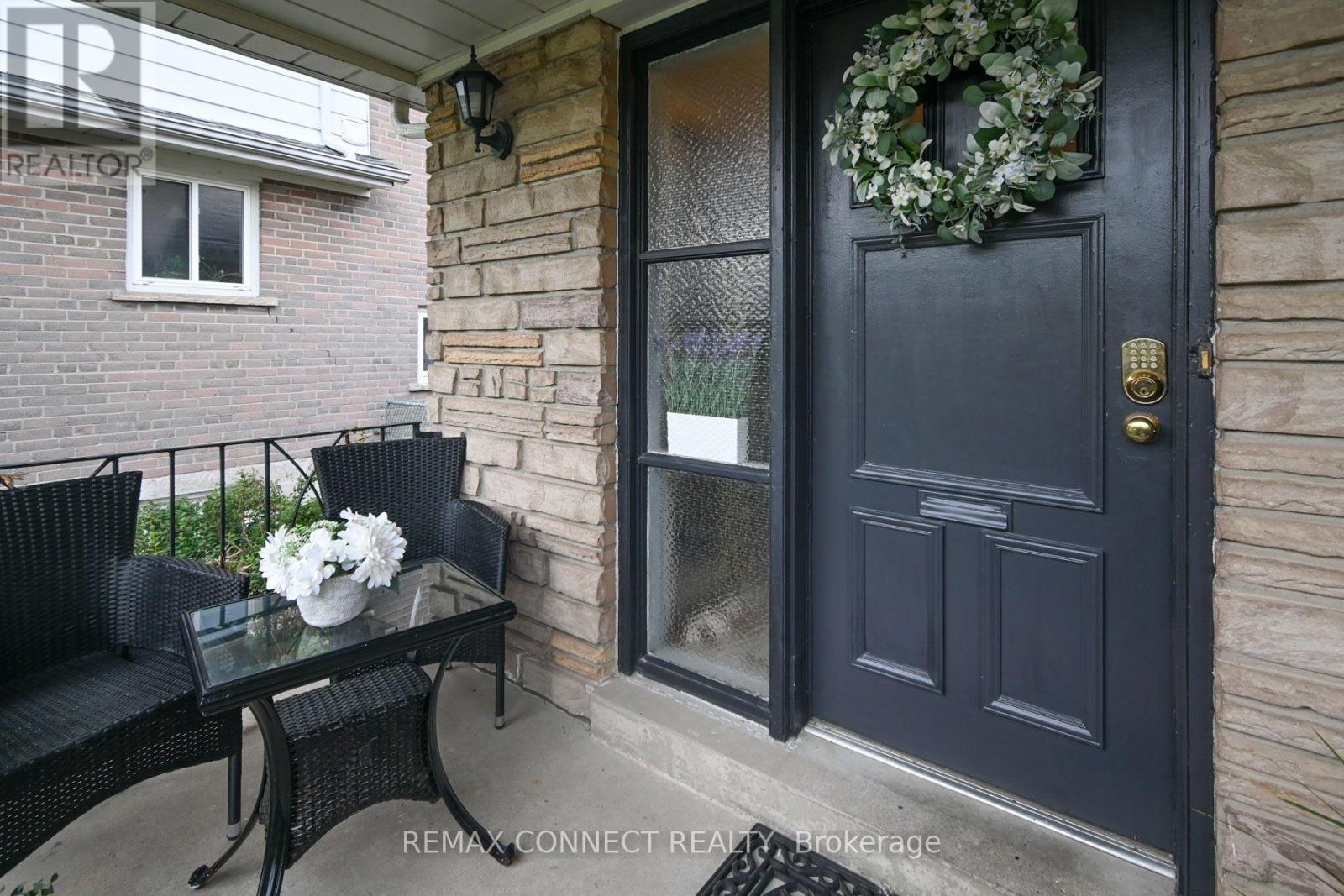 24 Lalton Place Property Photo 2