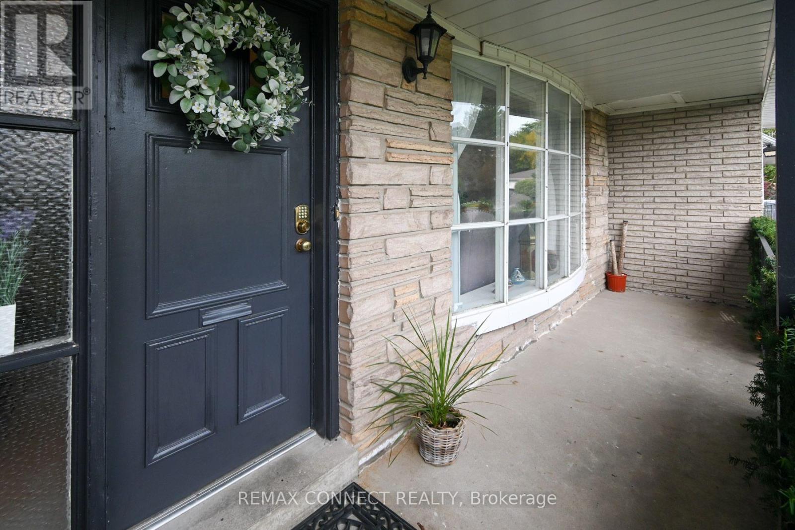 24 Lalton Place Property Photo 3