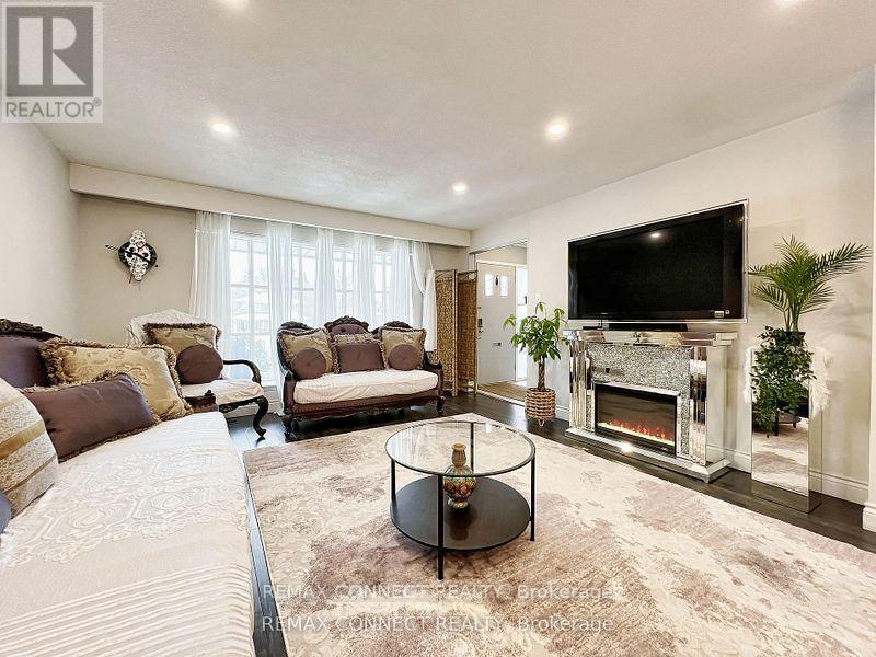 24 Lalton Place Property Photo 6