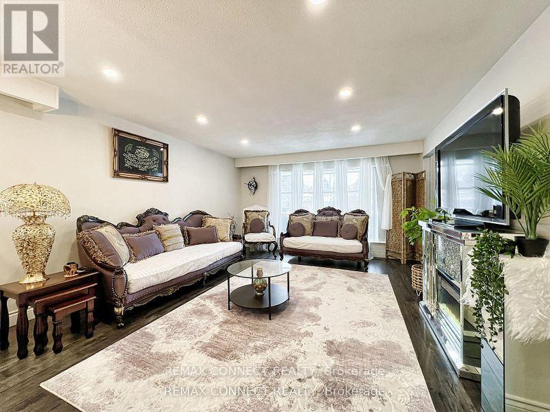 24 Lalton Place Property Photo 7