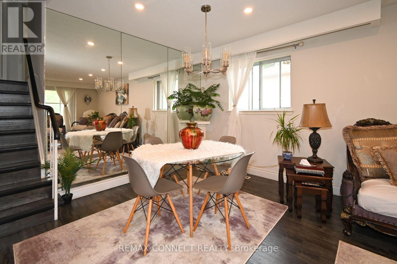 24 Lalton Place Property Photo 8