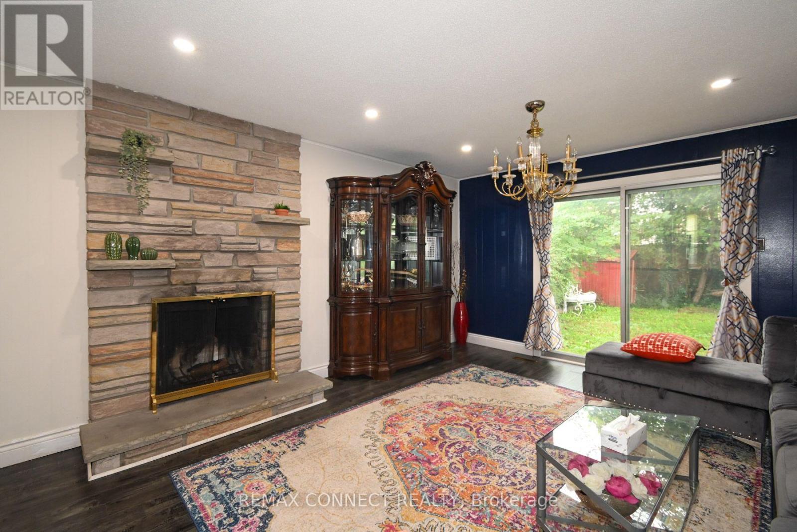 24 Lalton Place Property Photo 16