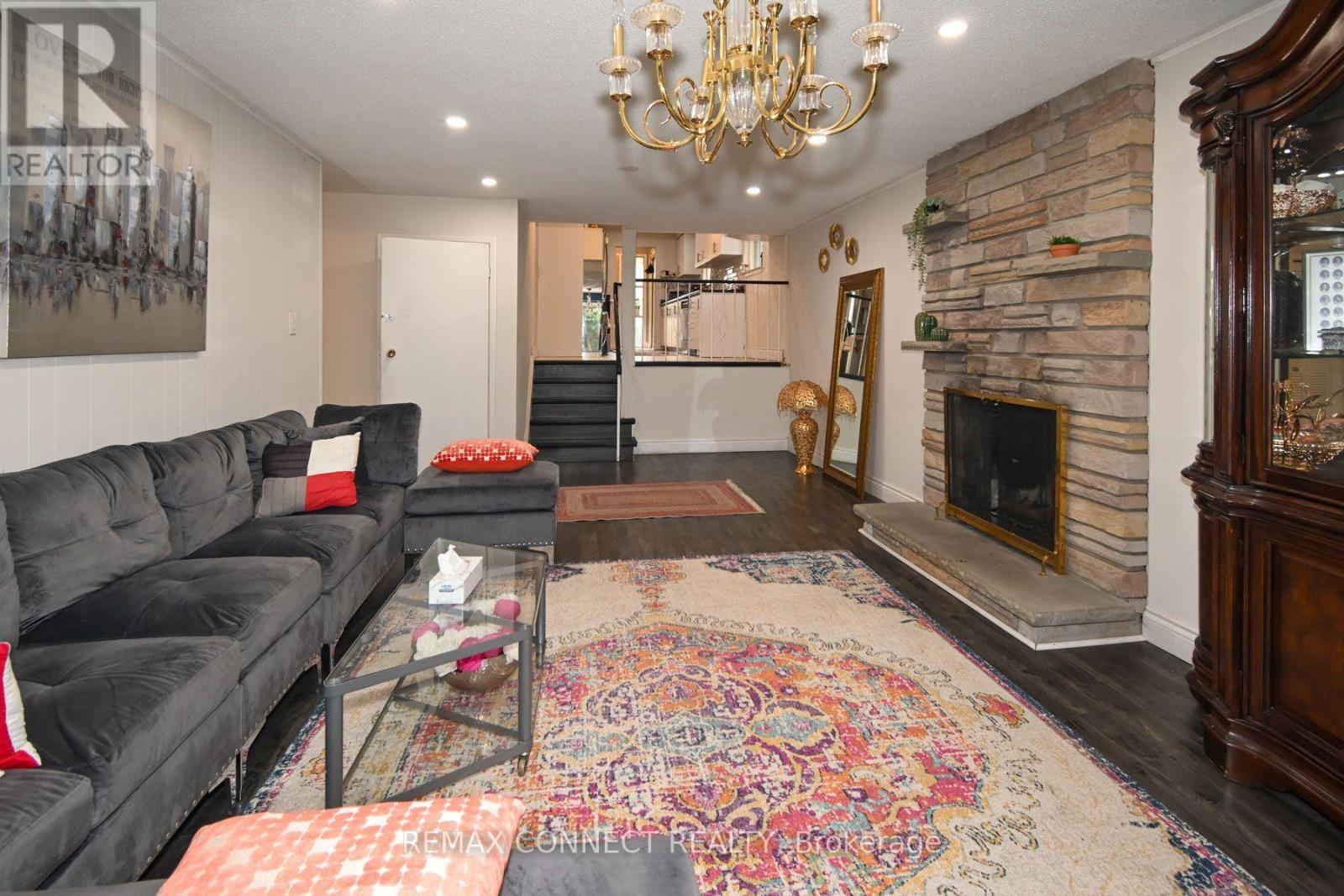 24 Lalton Place Property Photo 17