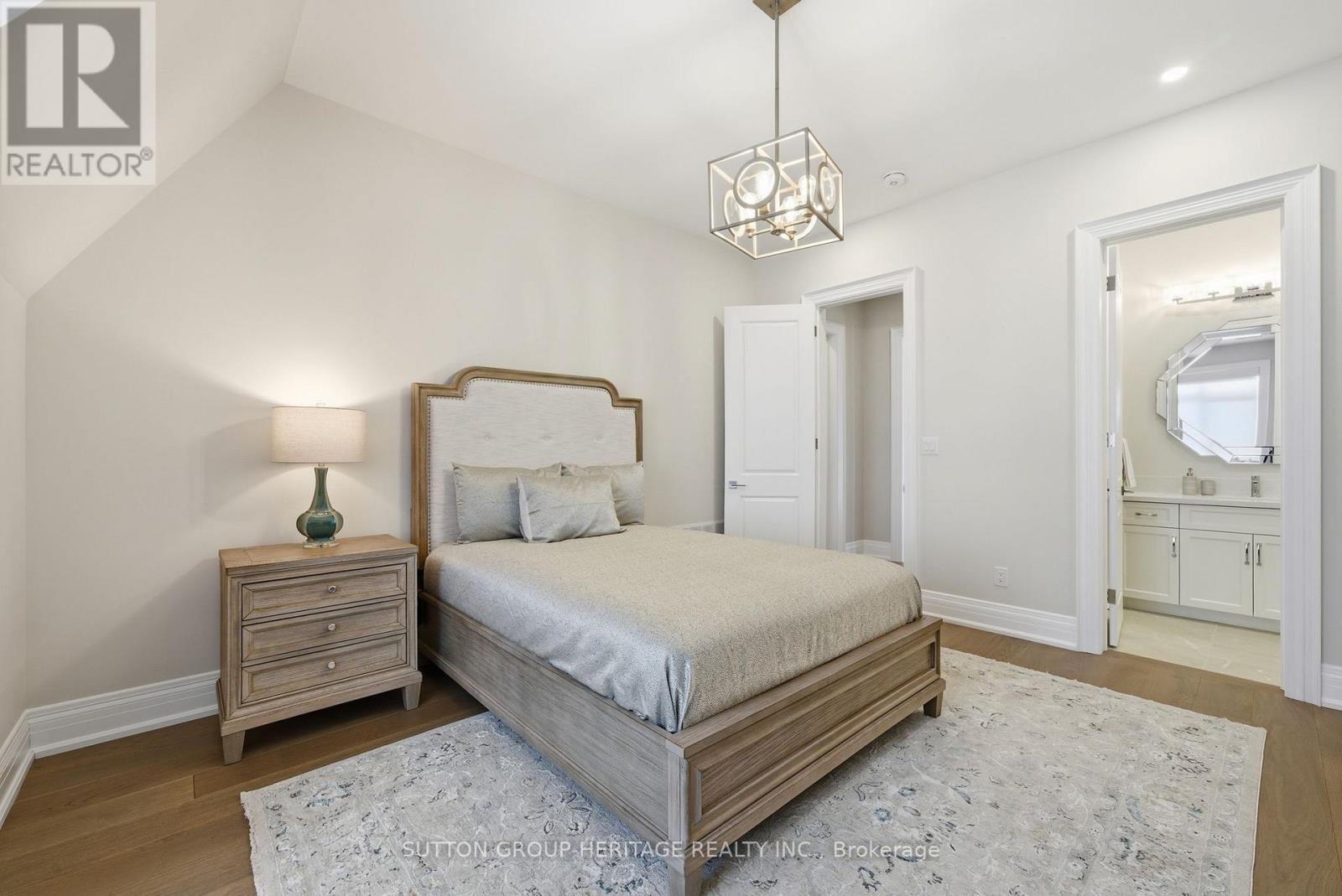 18 Dexshire Drive Property Photo 34