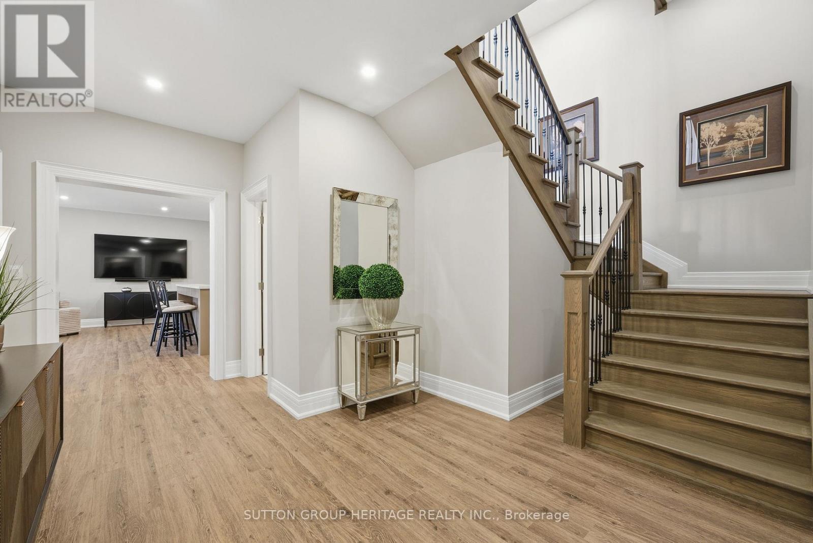 18 Dexshire Drive Property Photo 38