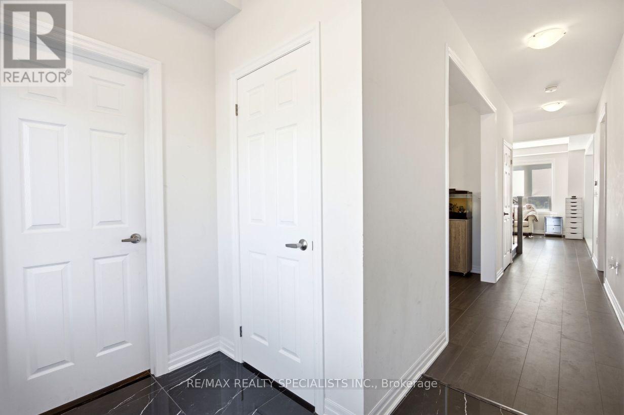 27 Salmon Crescent Property Photo 5