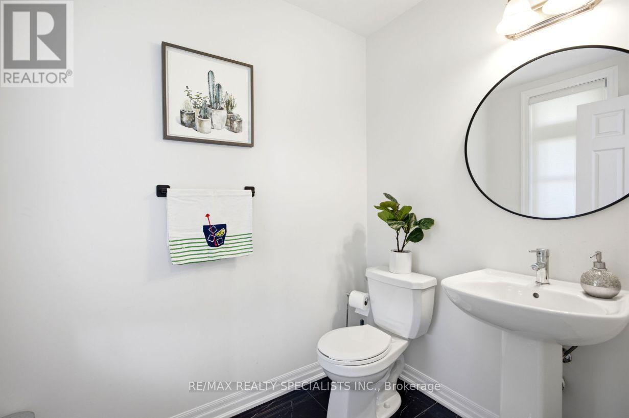 27 Salmon Crescent Property Photo 18