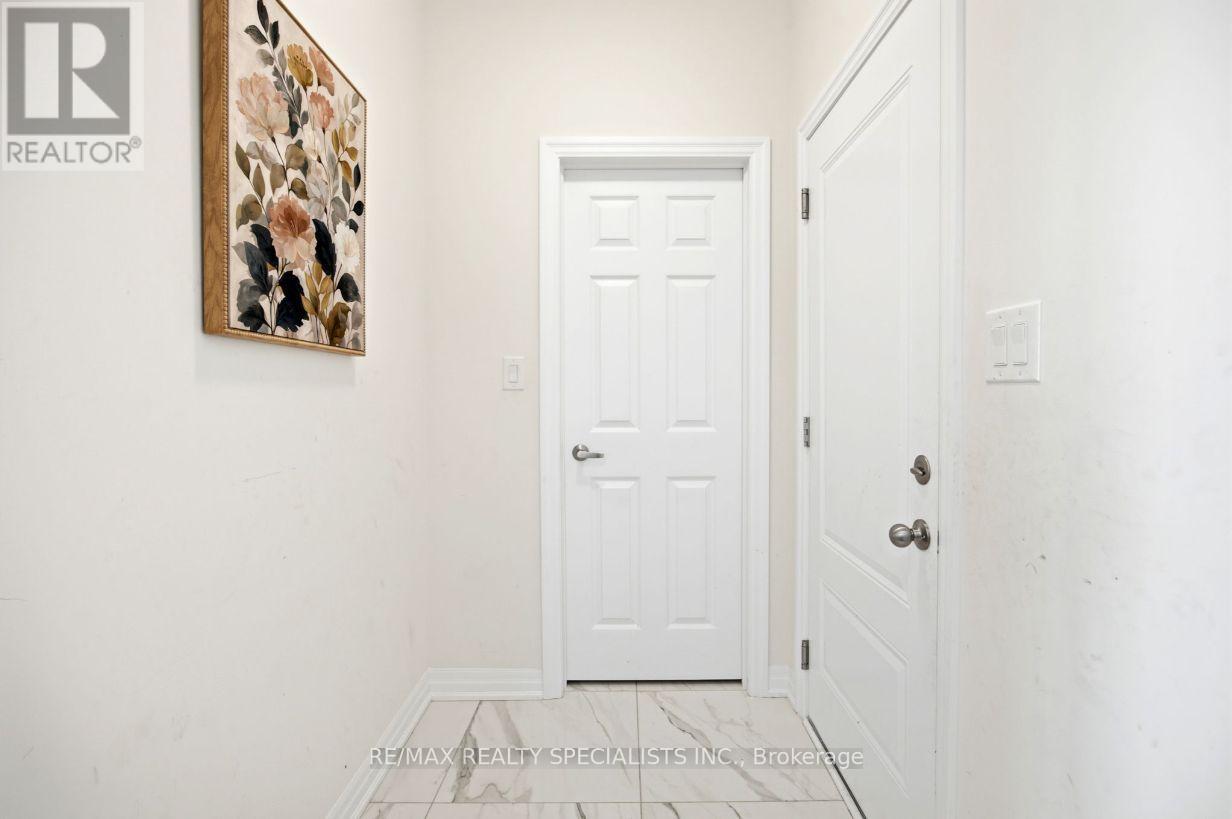 27 Salmon Crescent Property Photo 19