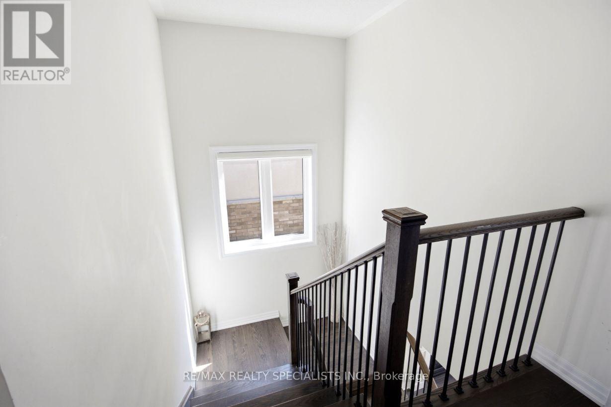 27 Salmon Crescent Property Photo 21