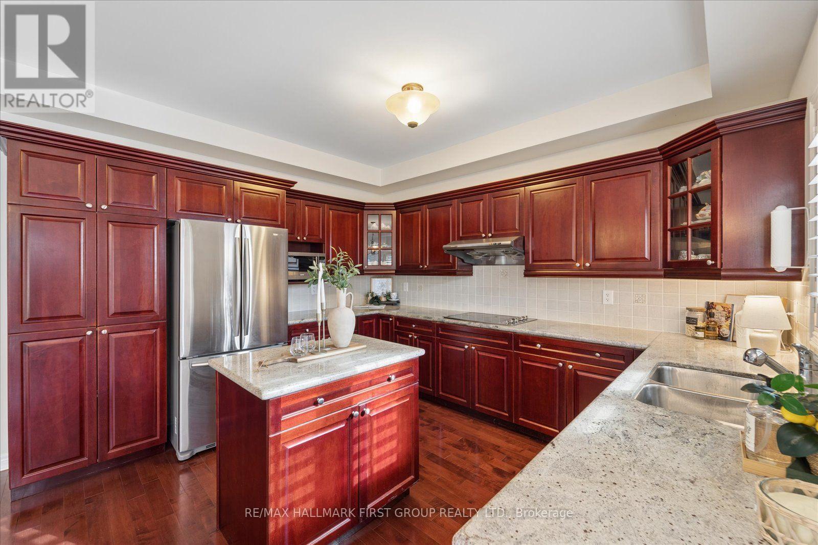 6 Winterton Way Property Photo 8