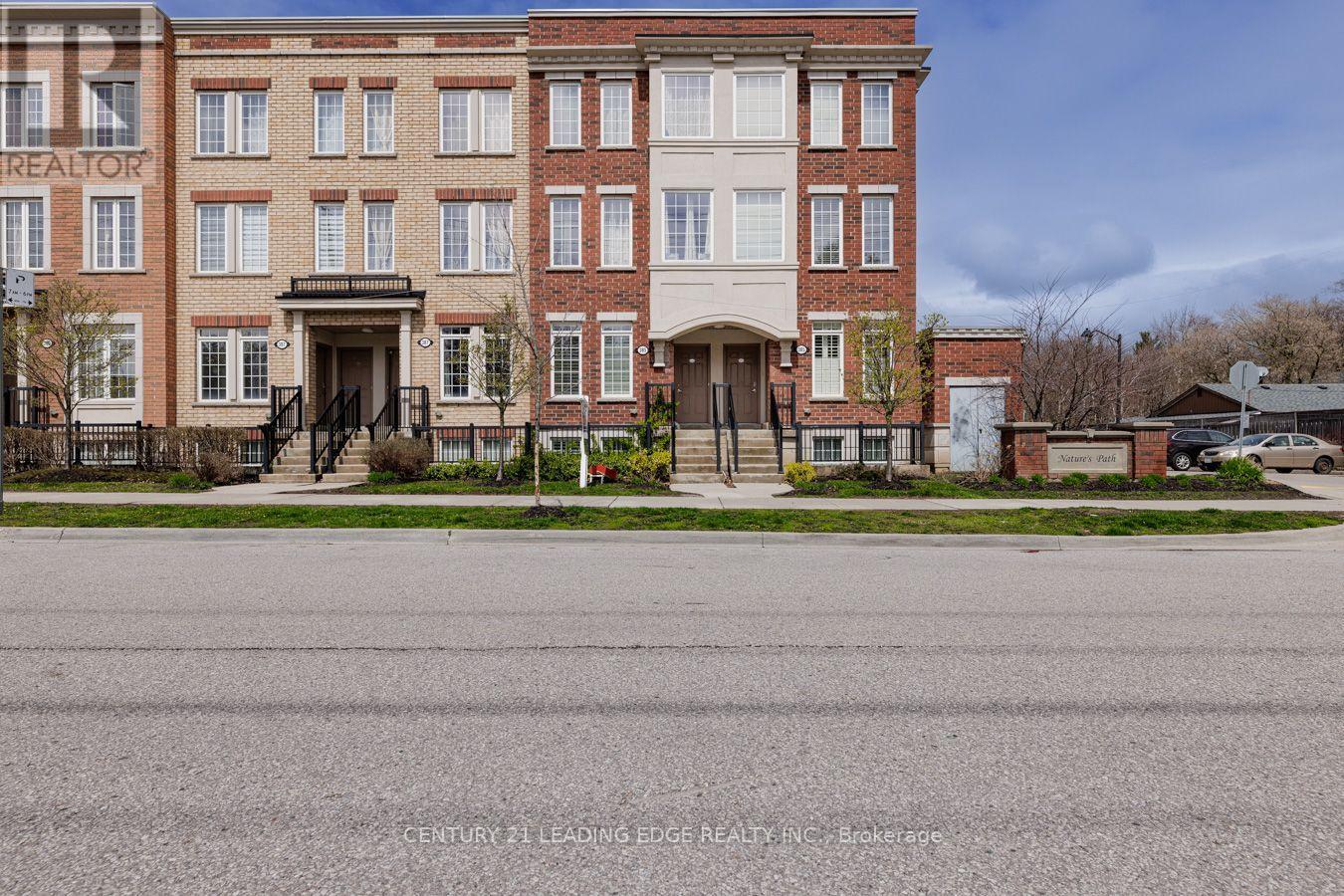 88 - 387 Beechgrove Drive Property Photo 2