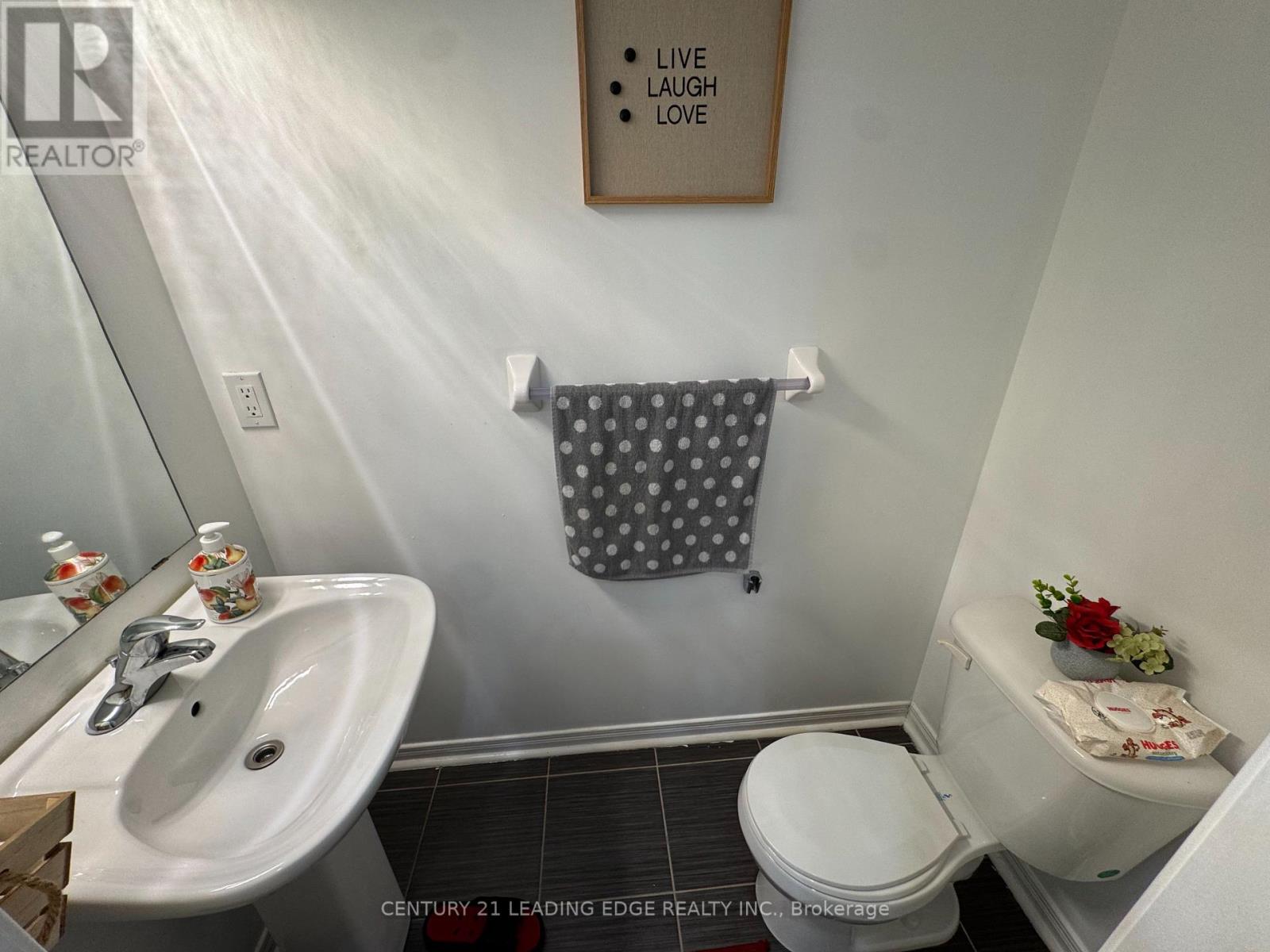 88 - 387 Beechgrove Drive Property Photo 17