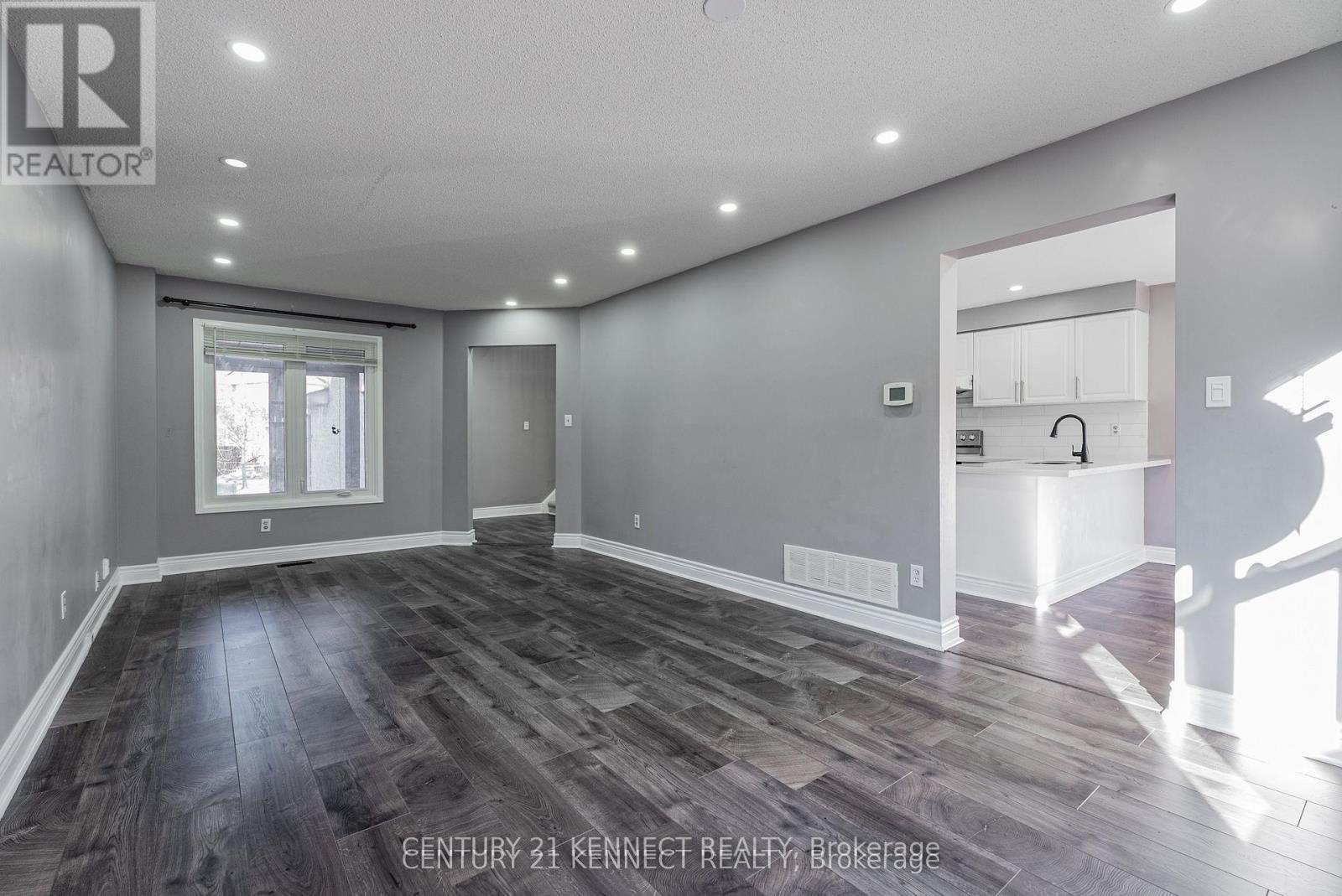 5 Knotty Pine Drive Property Photo 4