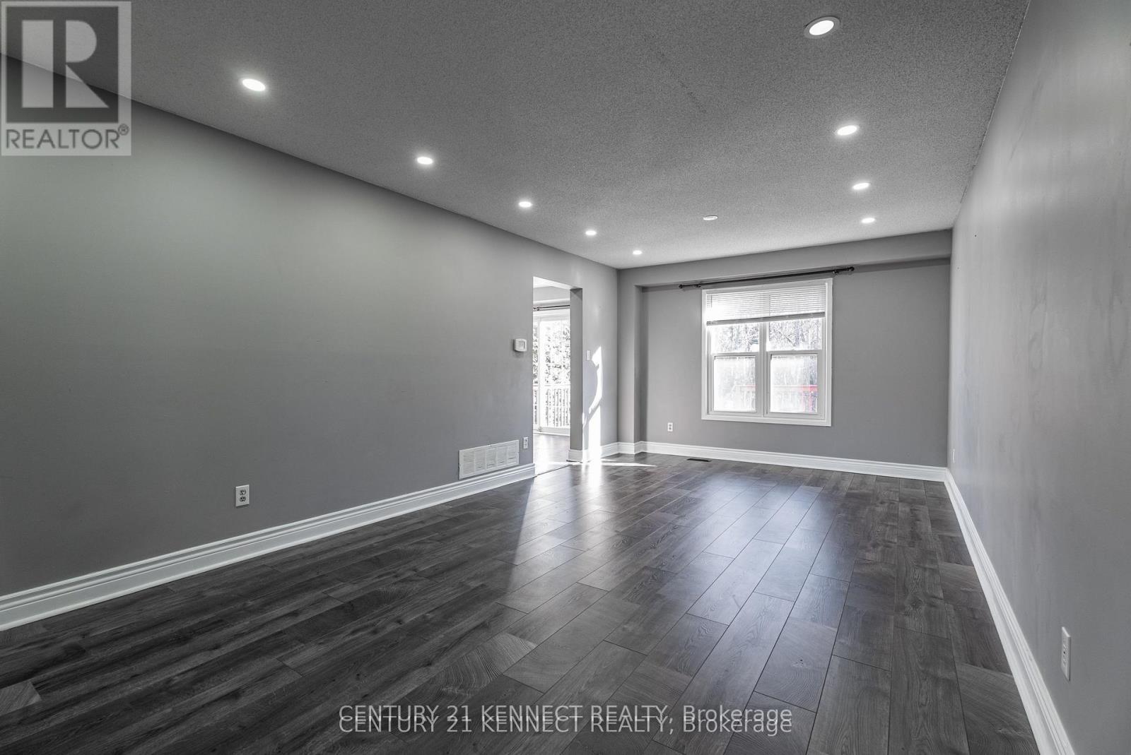 5 Knotty Pine Drive Property Photo 7