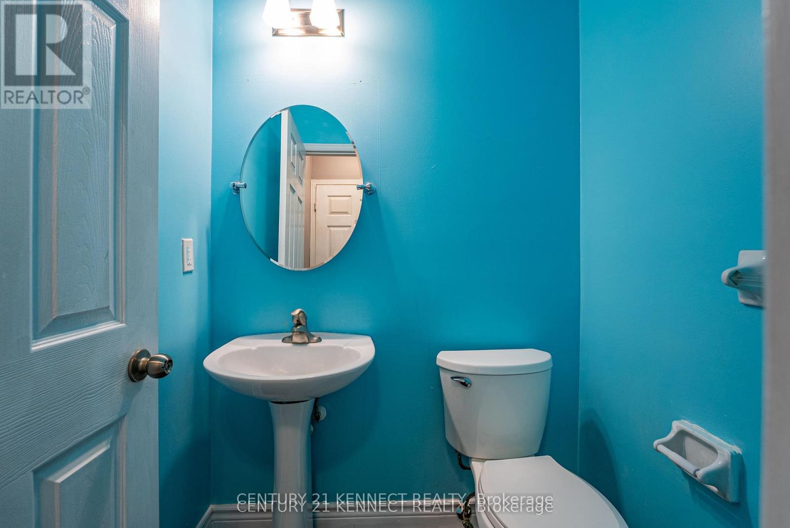5 Knotty Pine Drive Property Photo 9