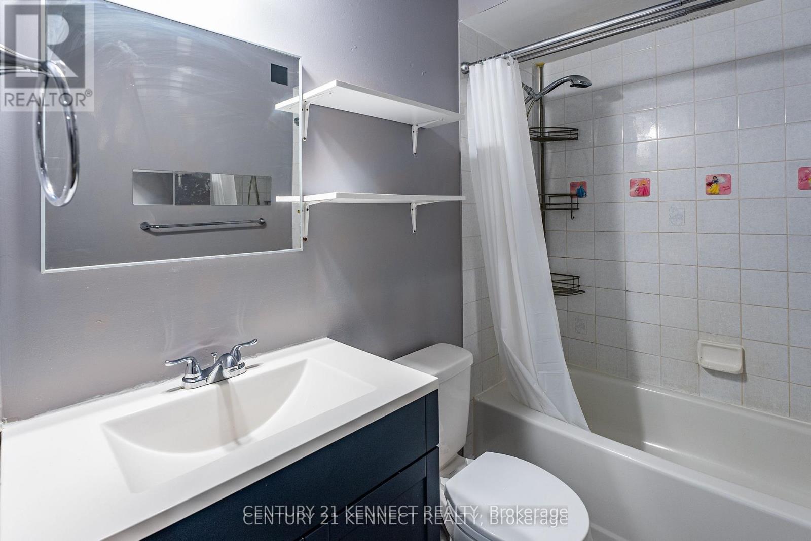 5 Knotty Pine Drive Property Photo 11