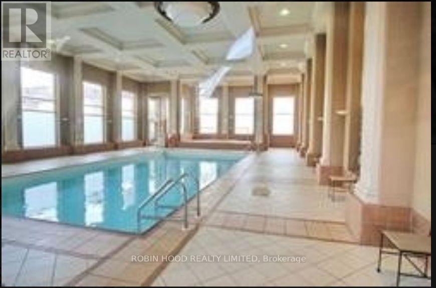 1805 - 11 Lee Centre Drive Property Photo 1