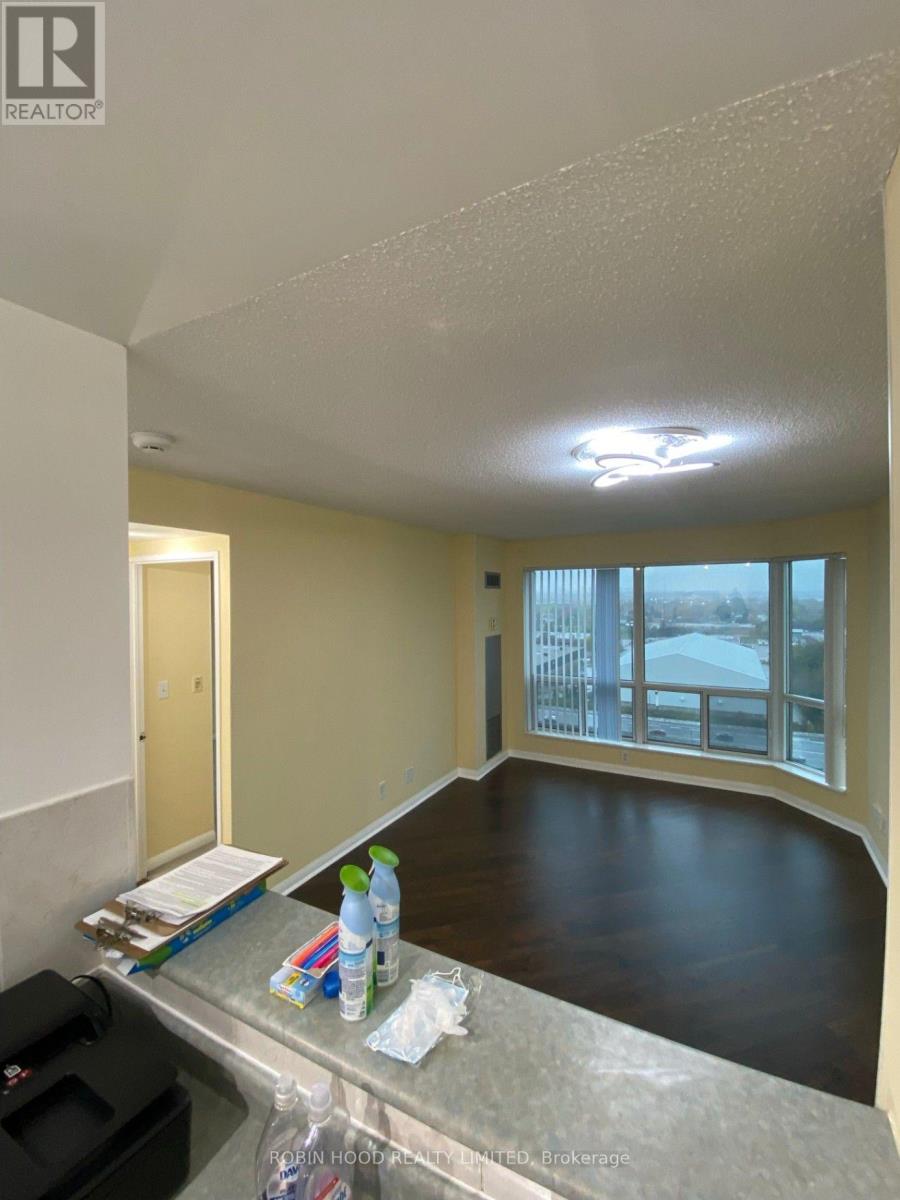 1805 - 11 Lee Centre Drive Property Photo 25