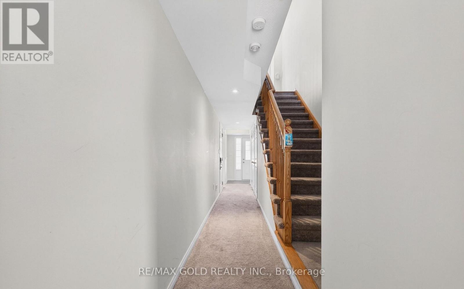 846 Atwater Path Property Photo 7